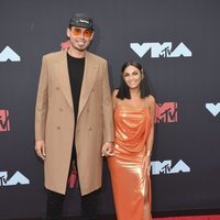 Afrojack y Elettra Lamborghini en los MTV VMAs 2019