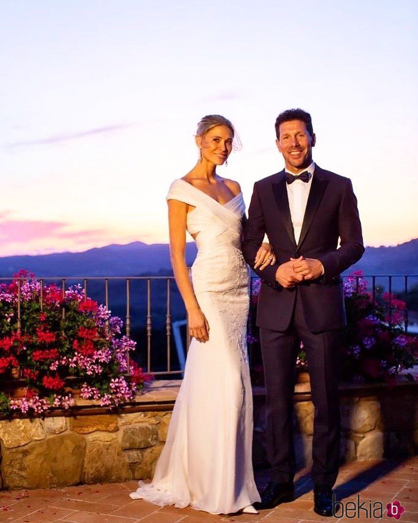 Carla Pereyra y Diego Simeone en su boda en la Toscana