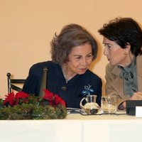 La Reina Sofía y Paloma O'Shea en una reunión de la Escuela Superior de Música Reina Sofía