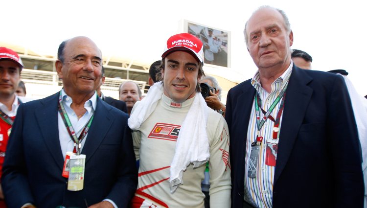 Emilio Botín, Fernando Alonso y el Rey Juan Carlos en la Fórmula 1