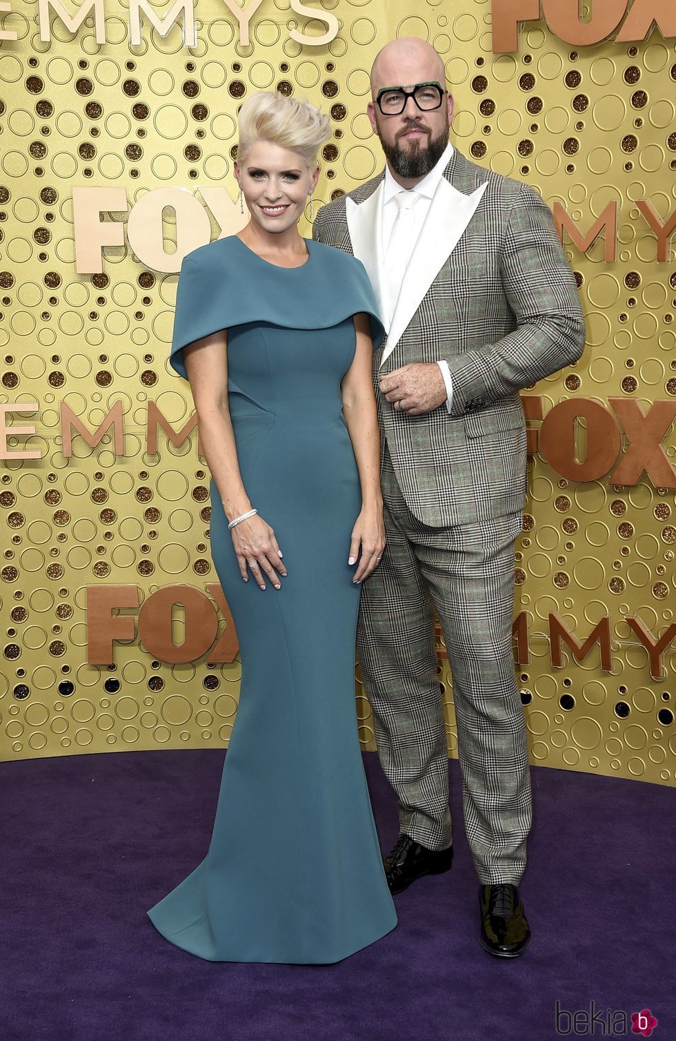 Chris Sullivan y Rachel Sullivan en los Emmy 2019