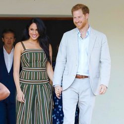 El Príncipe Harry y Meghan Markle en la recepción celebrada en la residencia del Alto Comisionado de Reino Unido en Sudáfrica