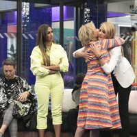 Alba Carrillo y Mila Ximénez se funden en un abrazo en la gala 5 de 'GH VIP 7'