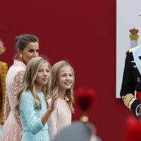 Los Reyes Felipe y Letizia, la Princesa Leonor y la Infanta Sofía, muy felices en el Día de la Hispanidad 2019