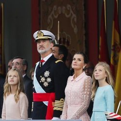 Los Reyes Felipe y Letizia, la Princesa Leonor y la Infanta Sofía en el Día de la Hispanidad 2019