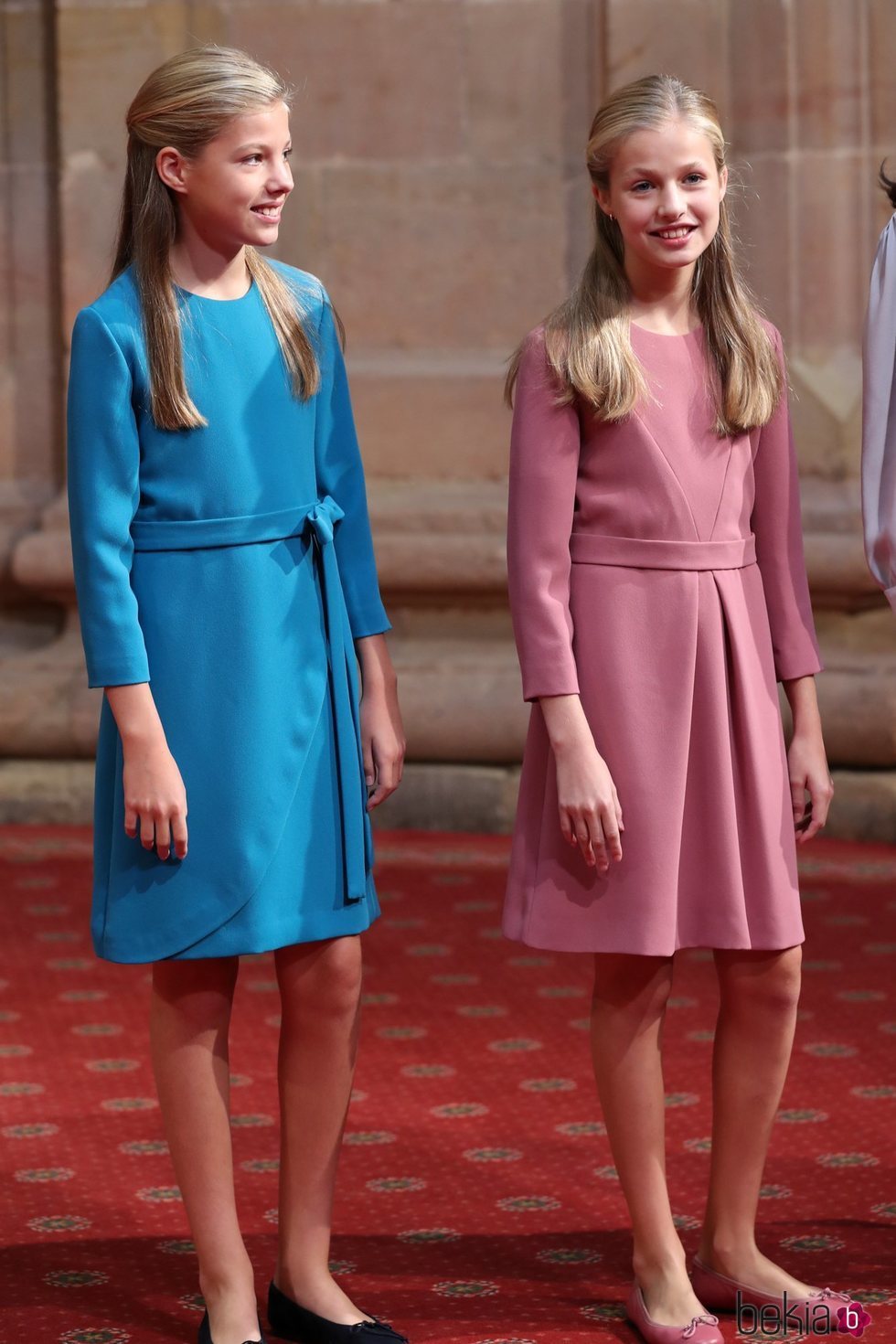 La Princesa Leonor y la Infanta Sofía en la recepción previa a los Premios Princesa de Asturias 2019