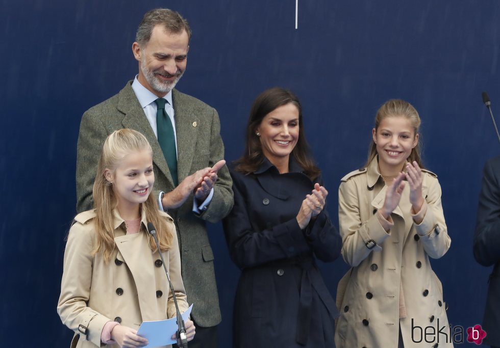 La Princesa Leonor dando su discurso en el acto de entrega del Premio Pueblo Ejemplar de Asturias 2019
