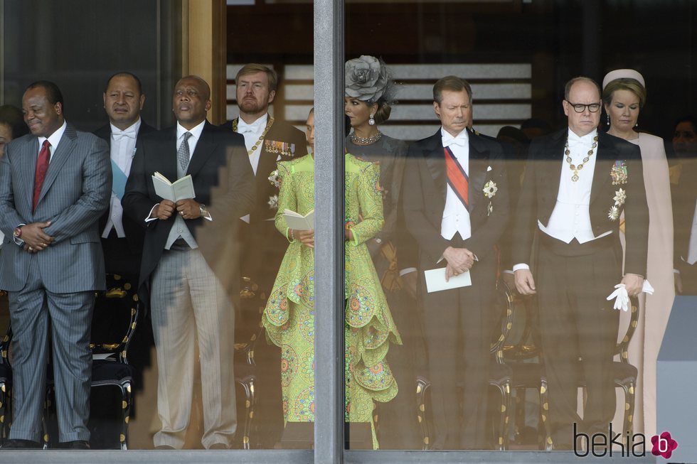 Los Reyes de Holanda, el Gran Duque de Luxemburgo, Alberto de Mónaco y Matilde de Bélgica en la entronización de Naruhito de Japón