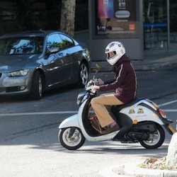 Victoria Federica, en moto por Madrid