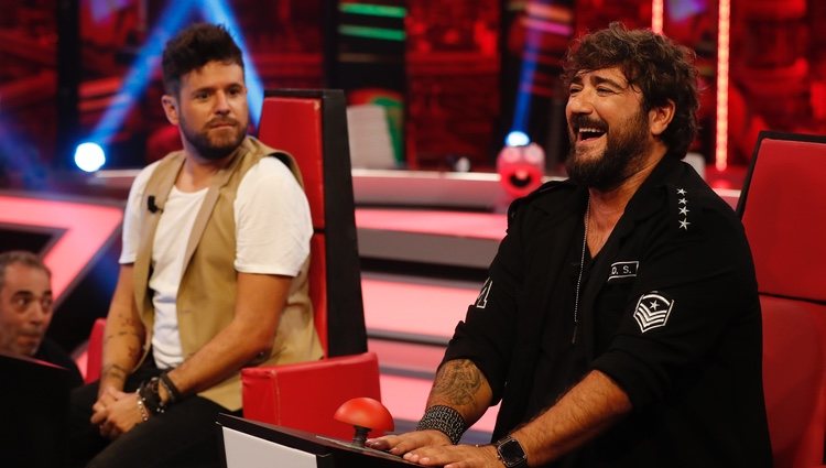 Antonio Orozco y Pablo López en los sillones de 'La Voz' pero en 'El Hormiguero'