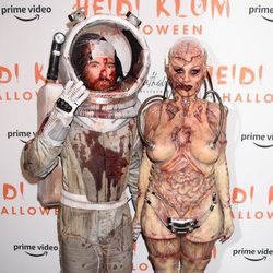 Heidi Klum y Tom Kualitz en la fiesta de Halloween de 2019