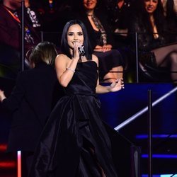 Becky G presentando los MTV EMAs 2019