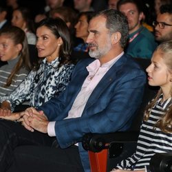 Los Reyes Felipe y Letizia, la Princesa Leonor y la Infanta Sofía en la jornada 'El talento atrae al talento' de la Fundación Princesa de Girona