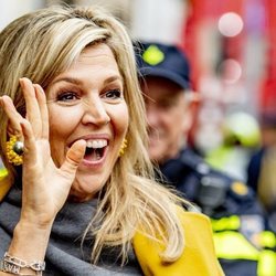 Máxima de Holanda, muy sonriente en un acto en Utrecht