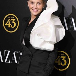 Sharon Stone en los premios Harper's Bazaar 2019