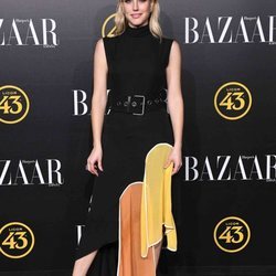 Natalia de Molina en los premios Harper's Bazaar 2019