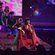 Amaral durante su actuación en Los 40 Music Awards 2019
