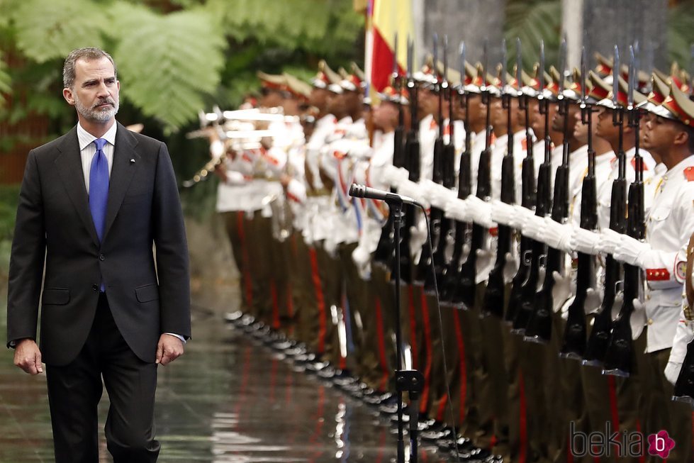 El Rey Felipe en la ceremonia de bienvenida en su Visita de Estado a Cuba