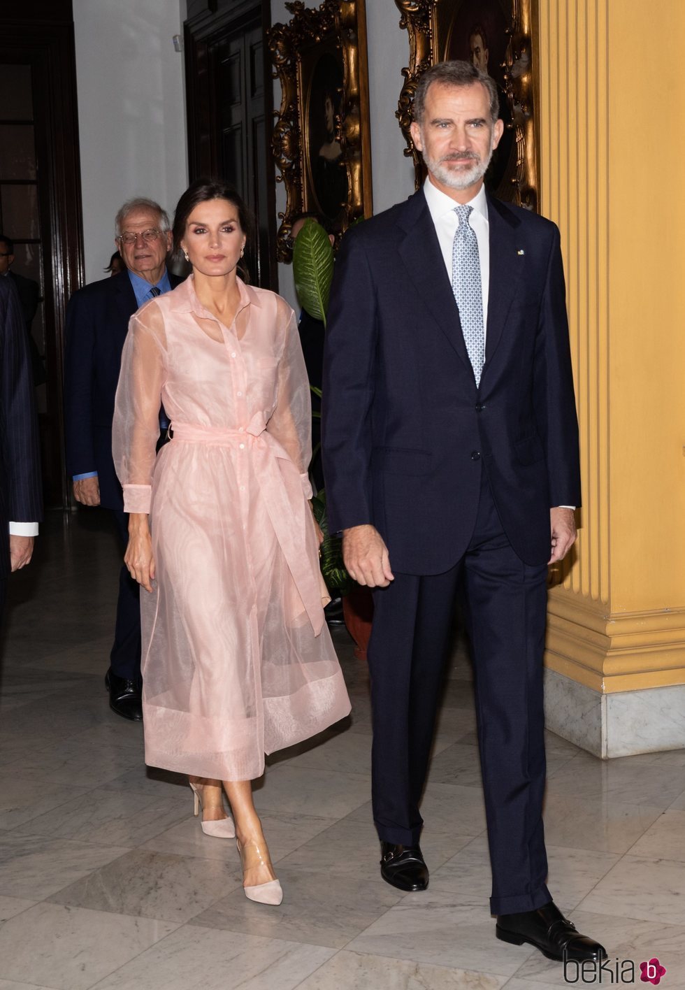 Los Reyes Felipe y Letizia en la cena en honor al Presidente de Cuba en su Visita de Estado a Cuba