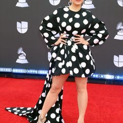 Rosalía en la alfombra roja de los premios Grammy Latino 2019