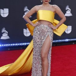 Anitta en la alfombra roja de los premios Grammy Latino 2019
