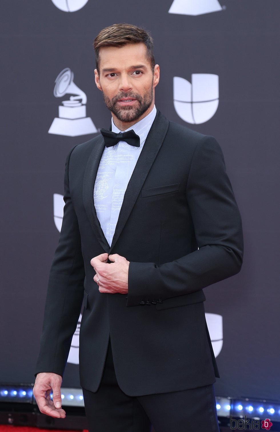 Ricky Martin en la alfombra roja de los premios Grammy Latino 2019