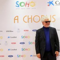 Pedro Almodovar en la apertura del teatro de Antonio Banderas, 'Teatro del Soho'