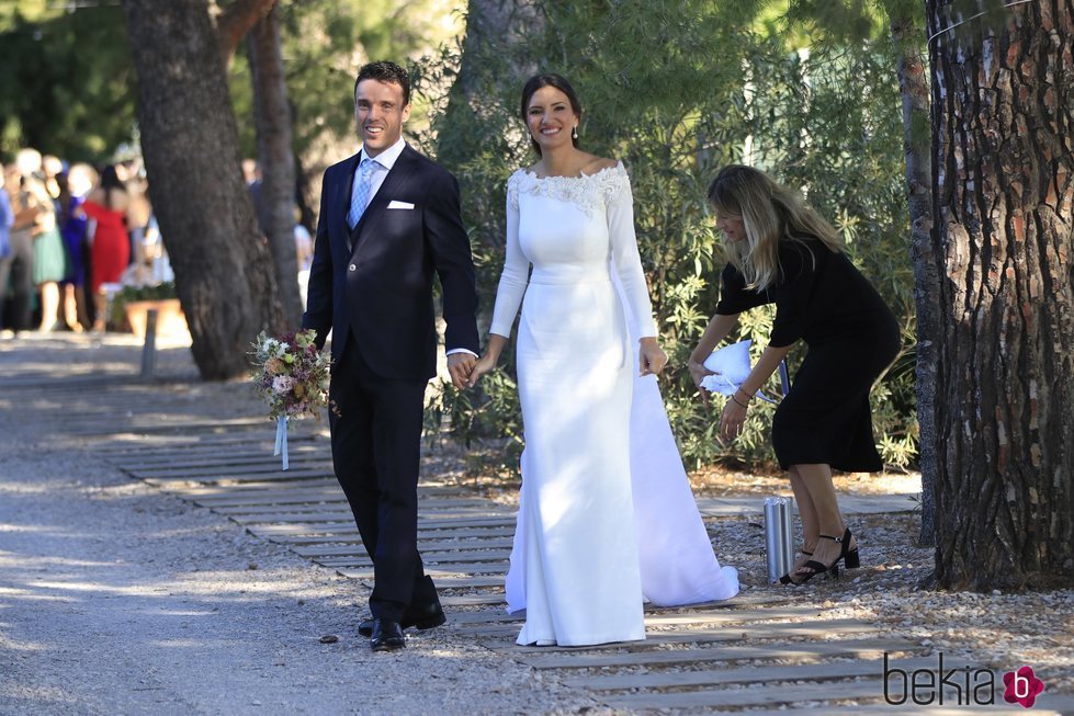 Roberto Bautista y Ana Bodí recién casados