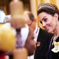 Kate Middleton, muy simpática en la recepción al cuerpo diplomático en el Palacio de Buckingham
