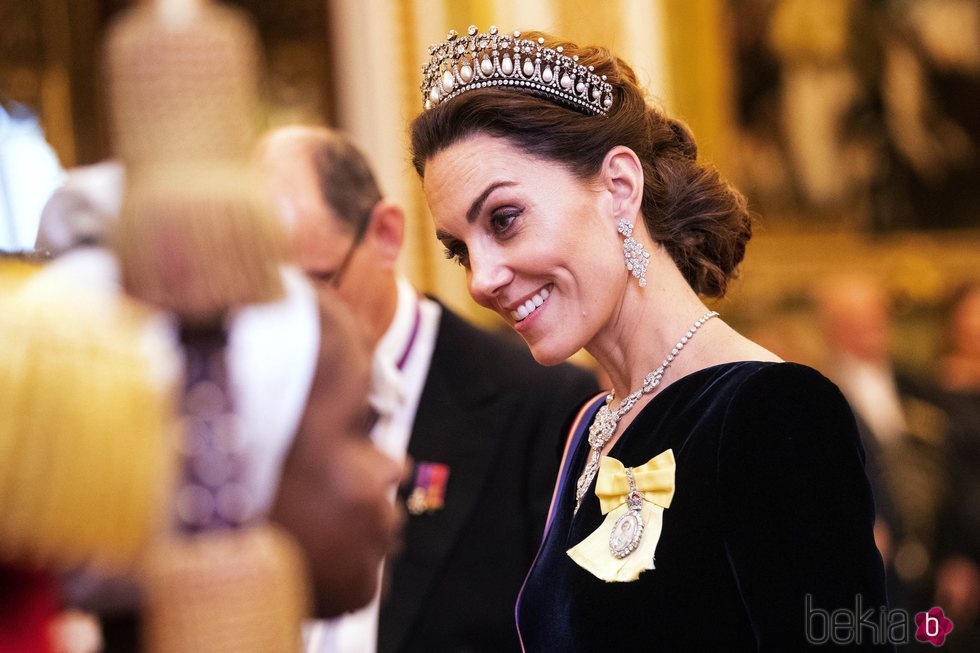Kate Middleton, muy simpática en la recepción al cuerpo diplomático en el Palacio de Buckingham