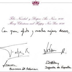 La postal de Navidad 2019 de los Reyes Felipe y Letizia, la Princesa Leonor y la Infanta Sofía