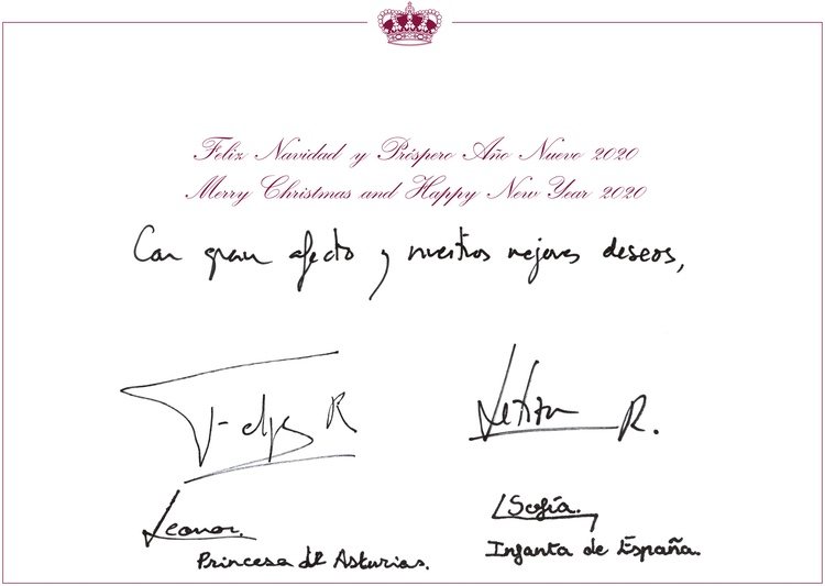 La postal de Navidad 2019 de los Reyes Felipe y Letizia, la Princesa Leonor y la Infanta Sofía