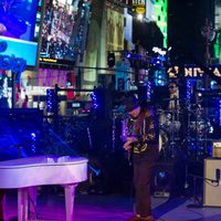 Justin Bieber y Carlos Santana ofrecen un concierto en Times Square