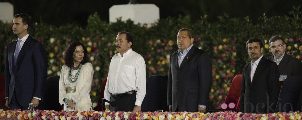 El Príncipe Felipe, Daniel Ortega, Hugo Chávez y Mahmud Ahmadineyad