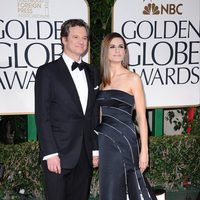 Colin Firth y su mujer en la alfombra roja de los Globos de Oro 2012