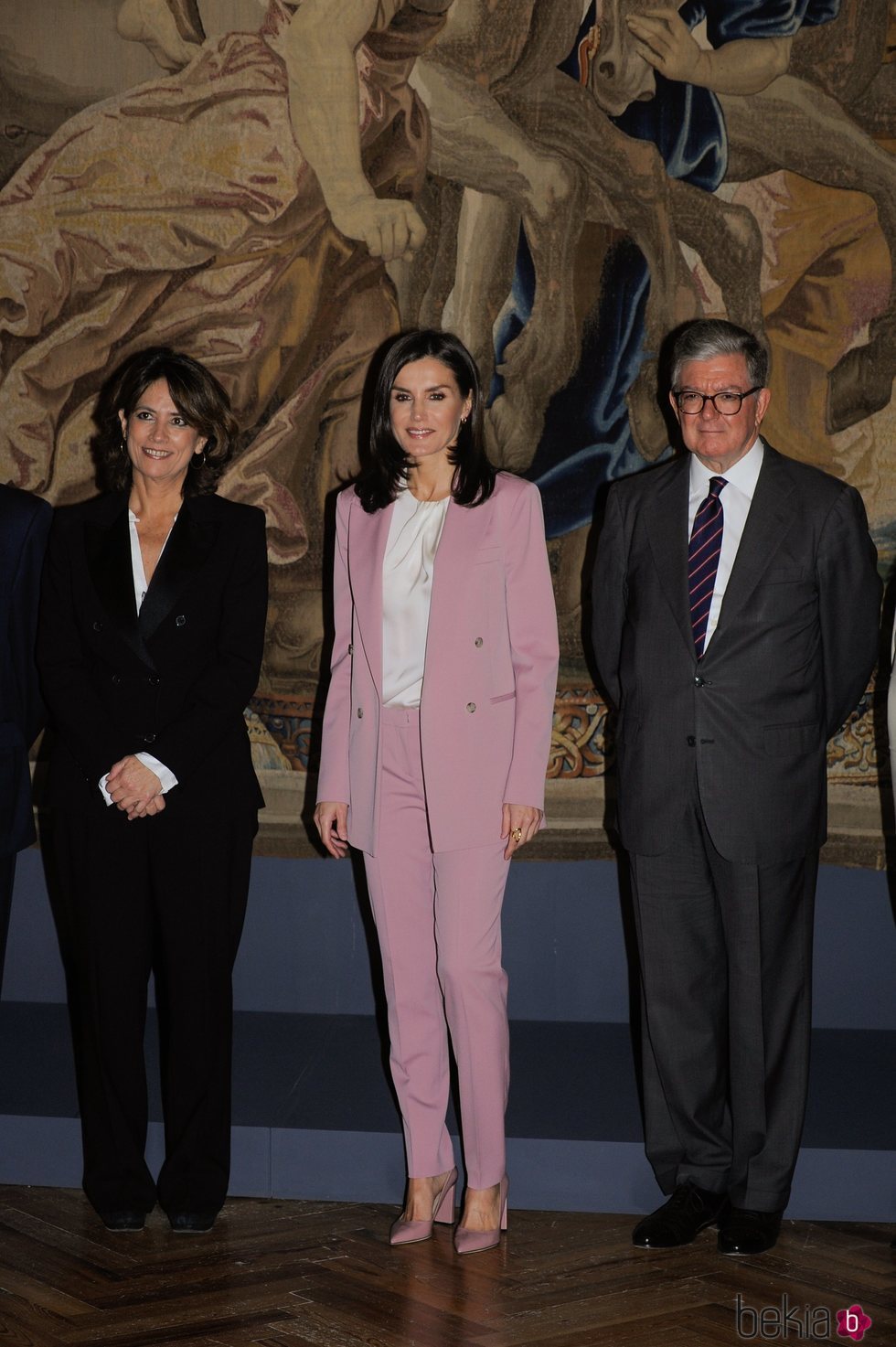 La Reina Letizia visitando la 'La otra Corte' en el Palacio Real de Madrid