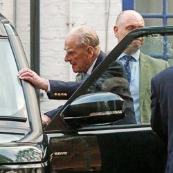 El Duque de Edimburgo recibe el alta médica tras 4 días ingresado por una afección