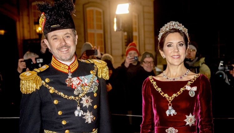 Los Príncipes Federico y Mary de Dinamarca en la recepción de Año Nuevo 2020