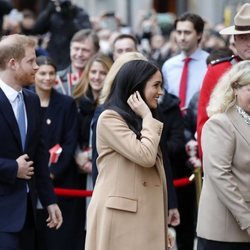 El Príncipe Harry y Meghan Markle con la Alta Comisionada de Canadá en Reino Unido