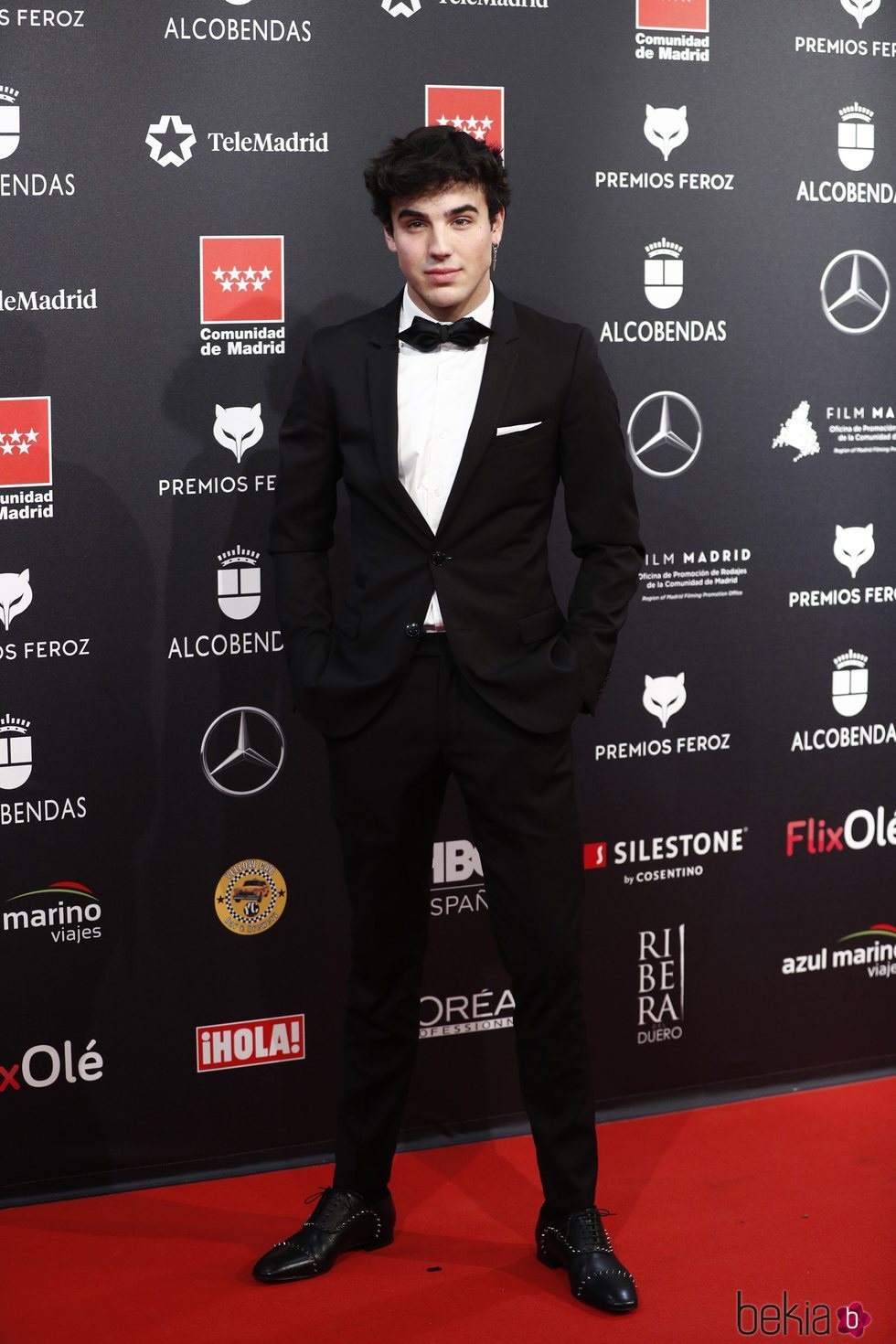 Óscar Casas en la alfombra roja de los Premios Feroz 2020