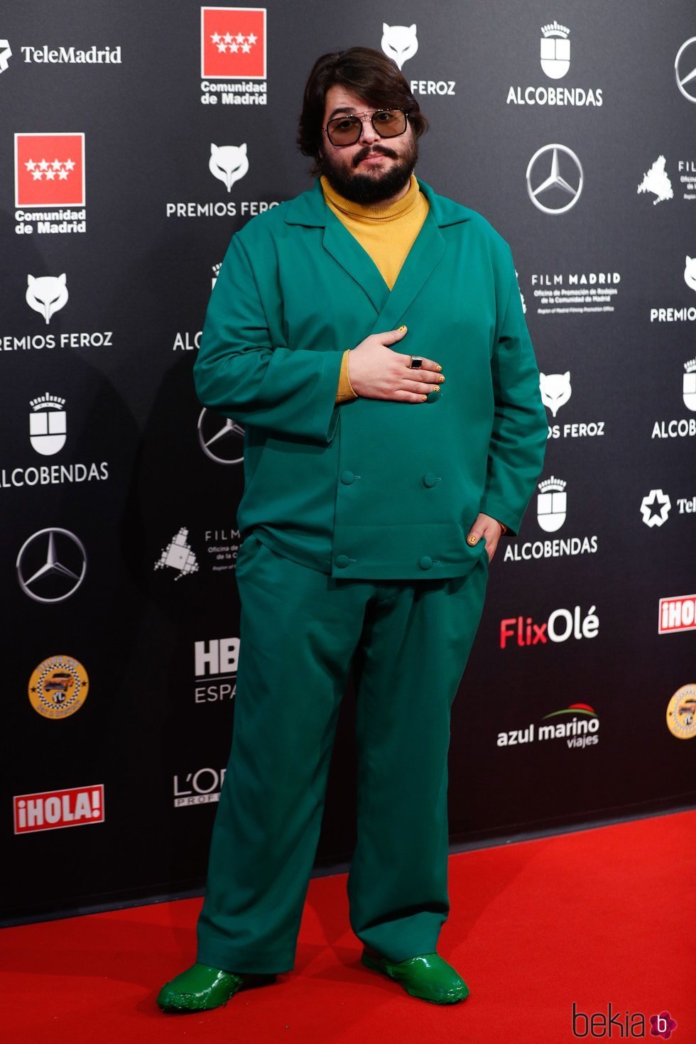 Brays Efe en la alfombra roja de los Premios Feroz 2020