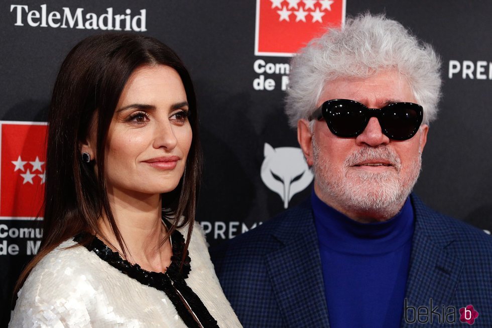 Penélope Cruz y Pedro Almodóvar en la alfombra roja de los Premios Feroz 2020