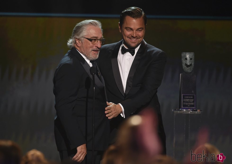 Leonardo DiCaprio y Robert De Niro en los Premios SAG 2020