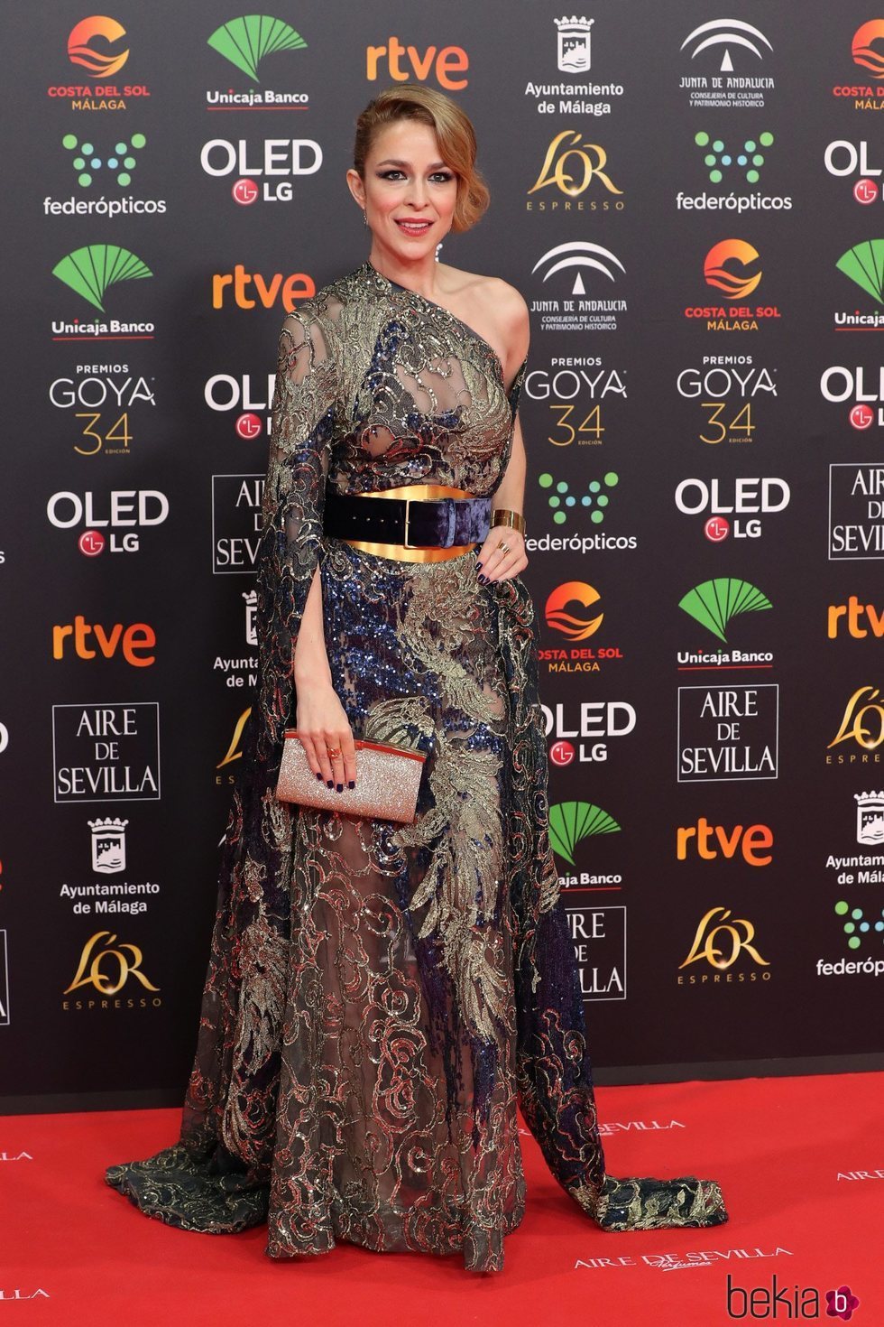 Silvia Abascal en la alfombra roja de los Goya 2020