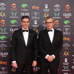 Pedro Sánchez y Mariano Barroso en la alfombra roja de los Goya 2020