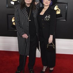 Ozzy Osbourne y Kelly Osbourne en la alfombra roja de los Premios Grammy 2020