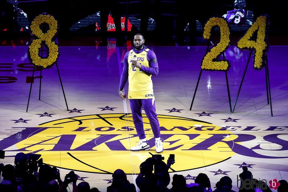 LeBron James en el homenaje a Kobe Bryant en el Staples Center de Los Ángeles