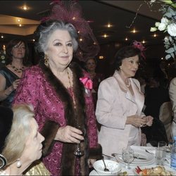 Elena Kirby Bagration junto a Carmen Franco en la boda de los Príncipes David y Ana Bagration
