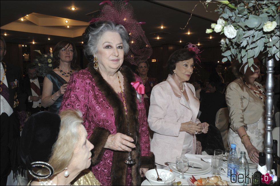 Elena Kirby Bagration junto a Carmen Franco en la boda de los Príncipes David y Ana Bagration