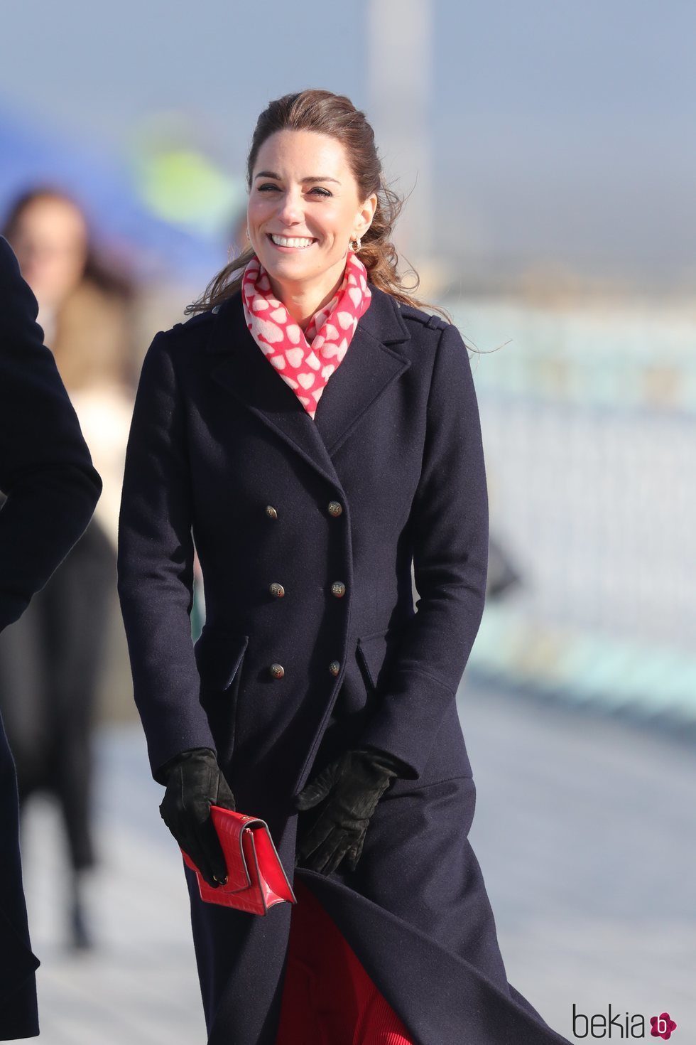 Kate Middleton durante su visita al puerto de Gales